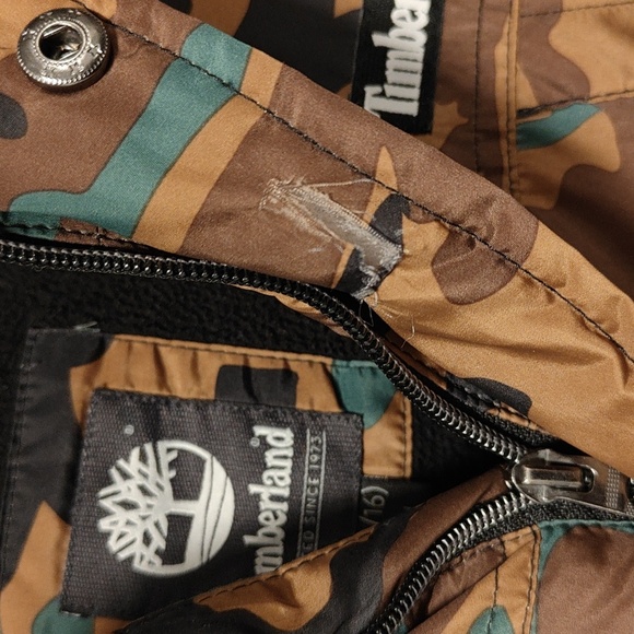 Timberland hooded camo puffer Coat boys sz L 14/16 - Picture 5 of 5